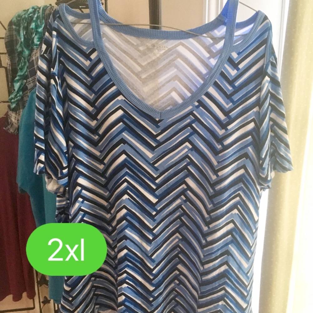 2xl Chevron w/Cut Outs